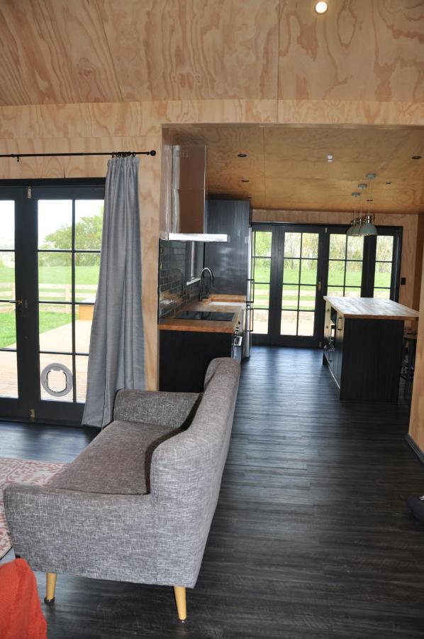Renagour Cottage - Farmstay With Hot Tub! Whanganui Dış mekan fotoğraf